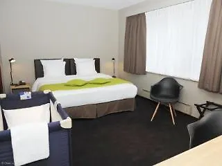 9Hotel Chelton Bruselas Bélgica