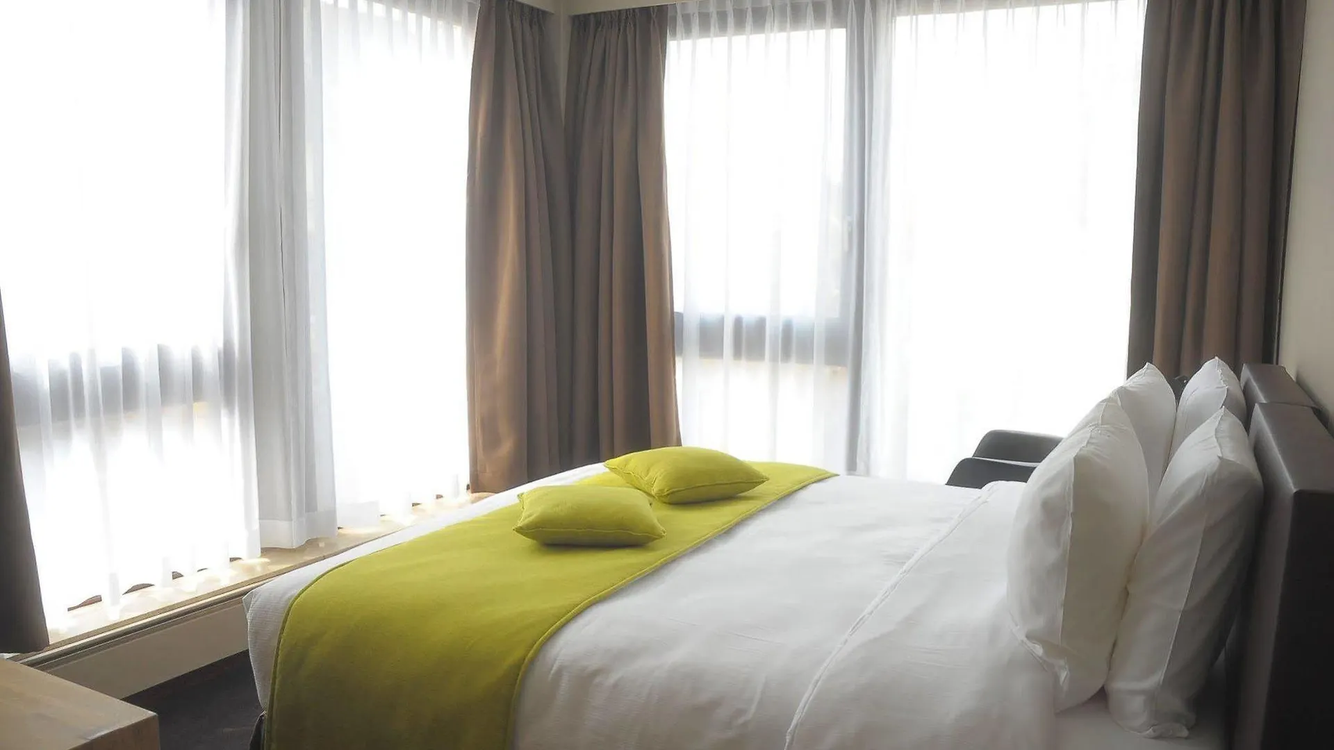 9Hotel Chelton Bruselas Hotel