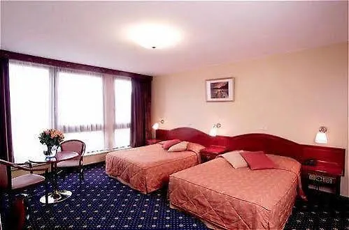 9Hotel Chelton Bruselas Hotel